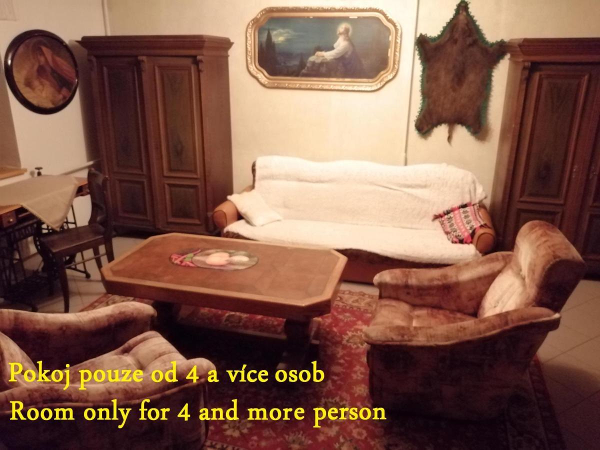 Apartmany Sedek Roprachtice ภายนอก รูปภาพ