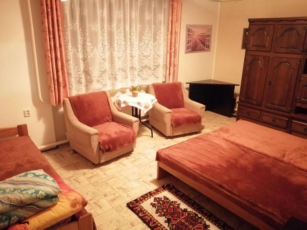Apartmany Sedek Roprachtice ภายนอก รูปภาพ